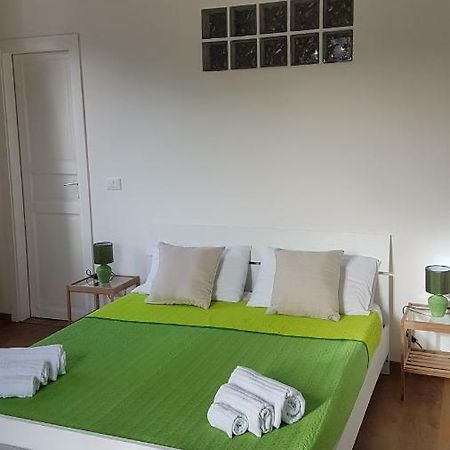 Отель Mondello Sicily House Экстерьер фото