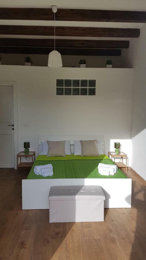 Отель Mondello Sicily House Экстерьер фото