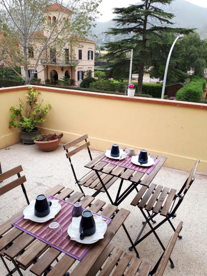 Отель Mondello Sicily House Экстерьер фото