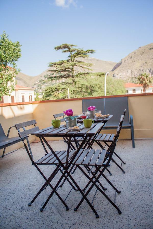 Отель Mondello Sicily House Экстерьер фото